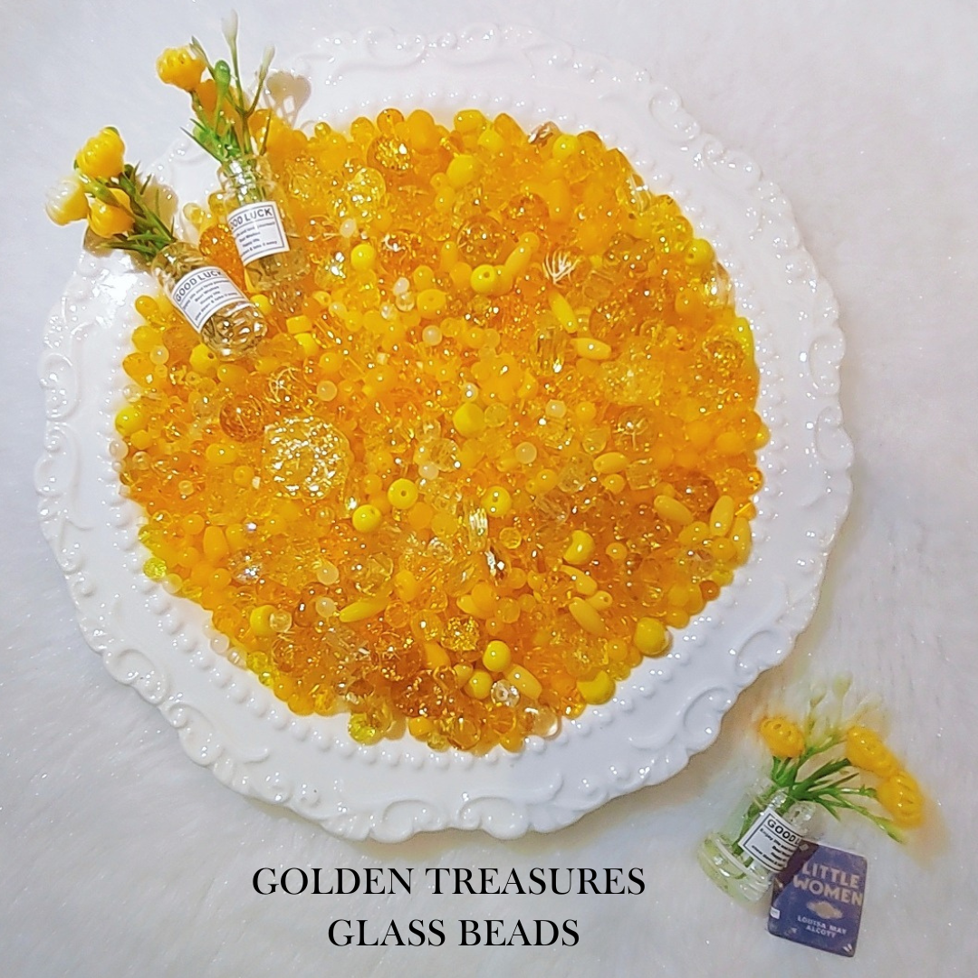【YUMI OZ CUP 】Golden Treasures Glass Beads-A11