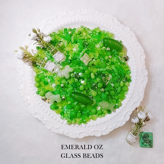 【YUMI OZ CUP 】Emerald Oz Glass Beads-A9