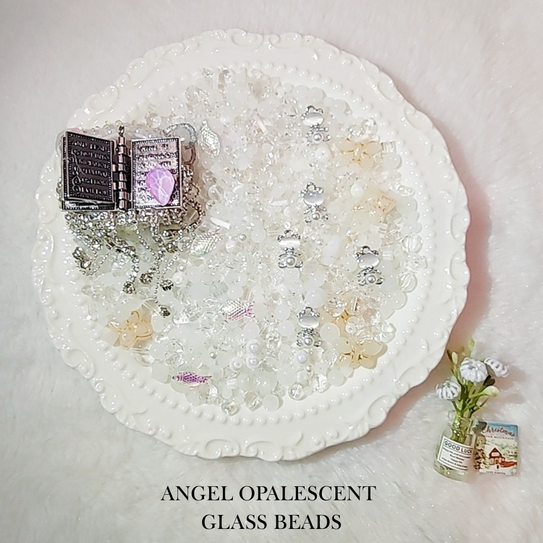 【YUMI OZ CUP 】Angel Opalescent Glass Beads-A19