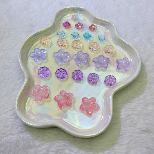 【YUMI-E】Flower Shaped Glass Beads-E4
